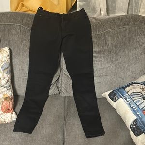 Black skinny jeans